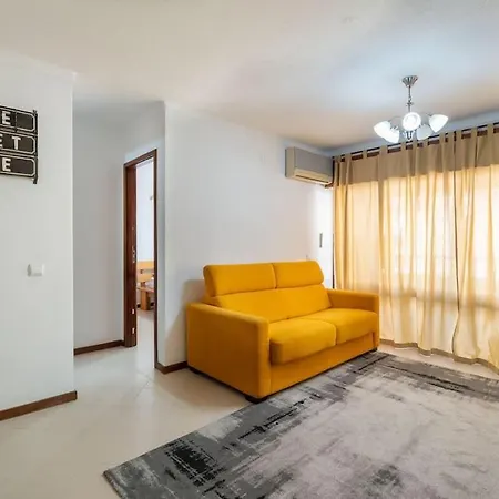 Na Zona Ribeirinha Apartment